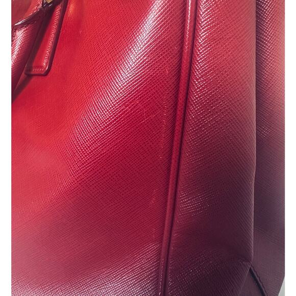 Authentic Prada Saffiano Red Leather Large Tote with Dust Bag - Picture 14 of 15